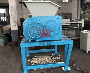 木材撕碎機的工作環境和檢查有哪些要求？